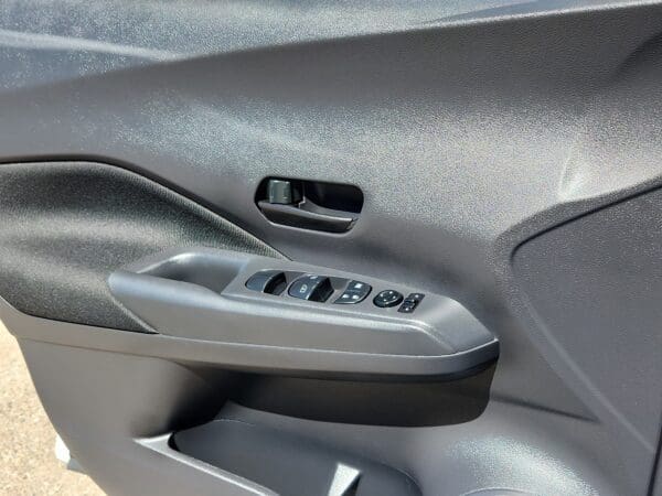 2024 Nissan Kicks - Image 14