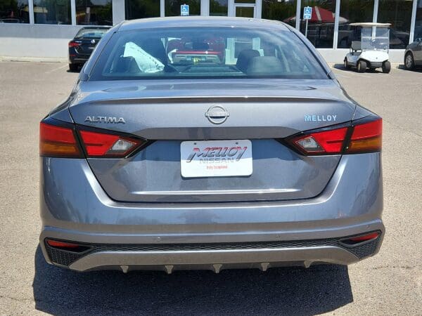 2024 Nissan Altima - Image 18