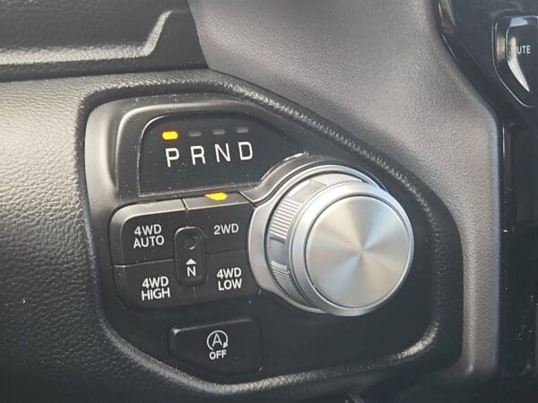 2023 Ram 1500 - Image 10