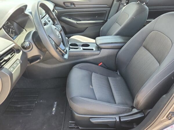 2024 Nissan Altima - Image 15
