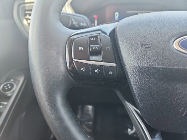 2023 Ford Escape - Image 6