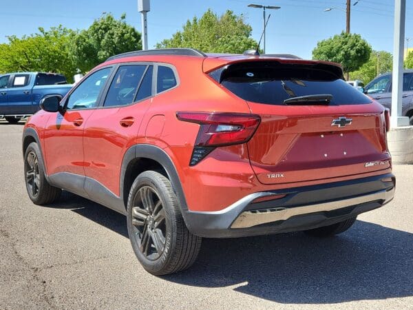 2024 Chevrolet Trax - Image 3