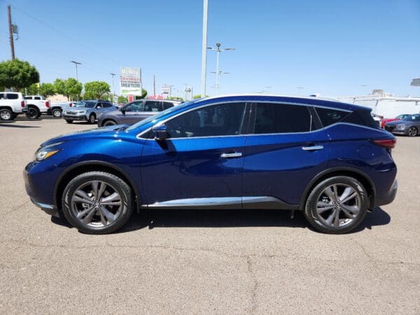 2020 Nissan Murano - Image 2