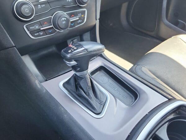 2022 Dodge Charger - Image 10