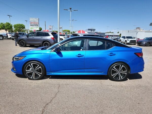 2022 Nissan Sentra - Image 2