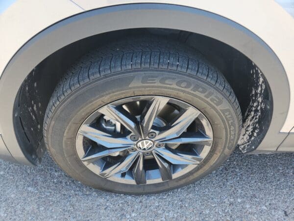 2024 Volkswagen Tiguan - Image 21