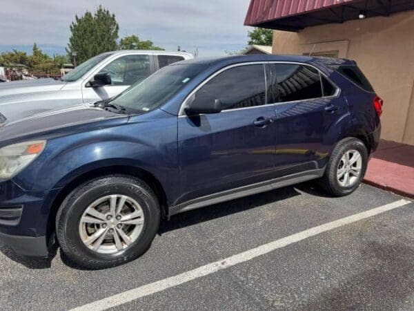 2017 Chevrolet Equinox - Image 2