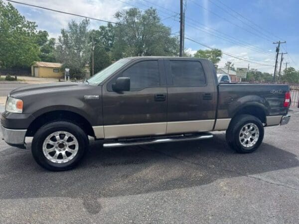 2007 Ford F150 SuperCrew Cab - Image 3