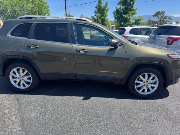 2015 Jeep Cherokee - Image 2