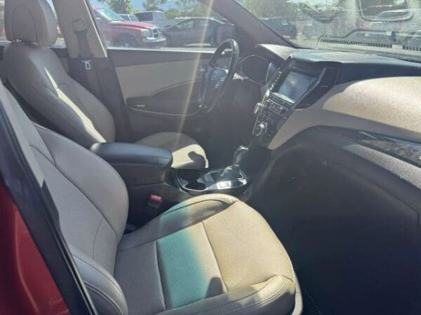 2017 Hyundai Santa Fe Sport - Image 6