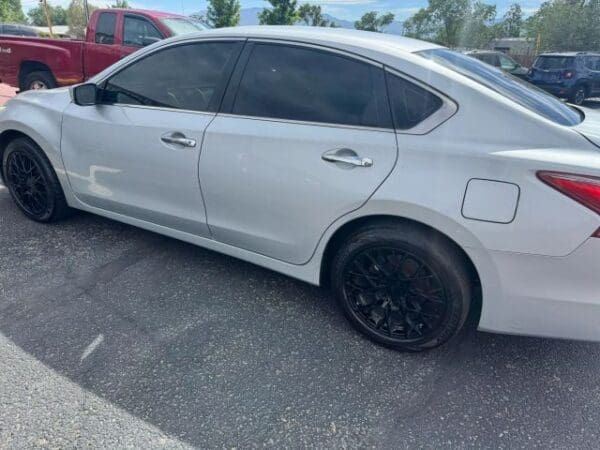 2013 Nissan Altima - Image 3