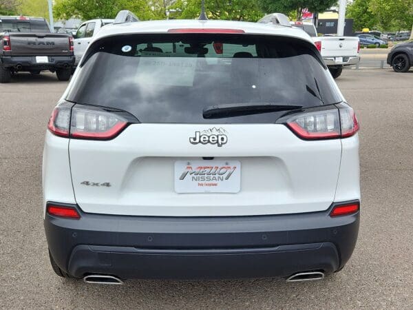 2020 Jeep Cherokee - Image 18