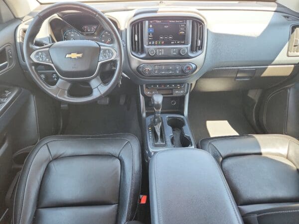 2022 Chevrolet Colorado - Image 17