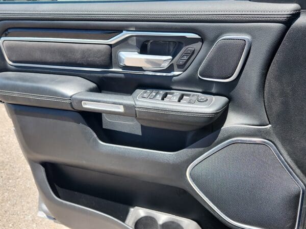 2020 Ram 1500 - Image 12