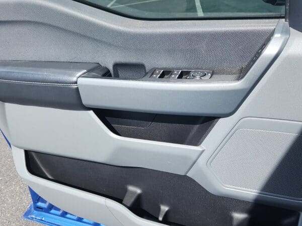 2023 Ford F-150 - Image 13