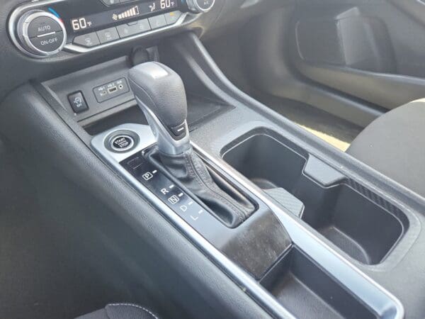 2024 Nissan Sentra - Image 10
