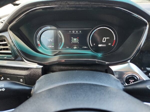 2022 Kia Niro EV - Image 8