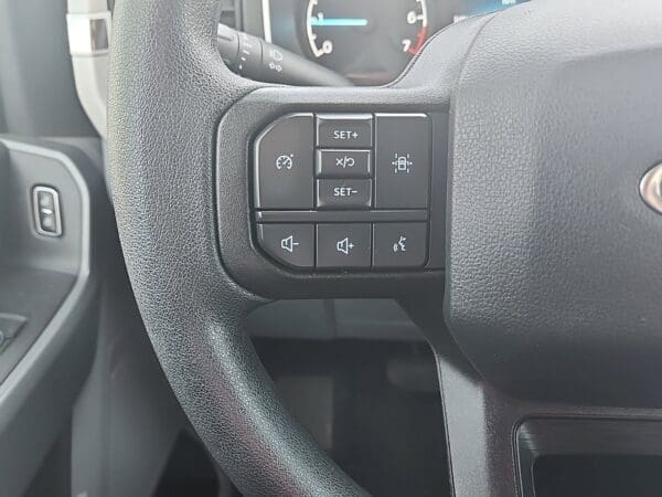 2023 Ford F-150 - Image 6