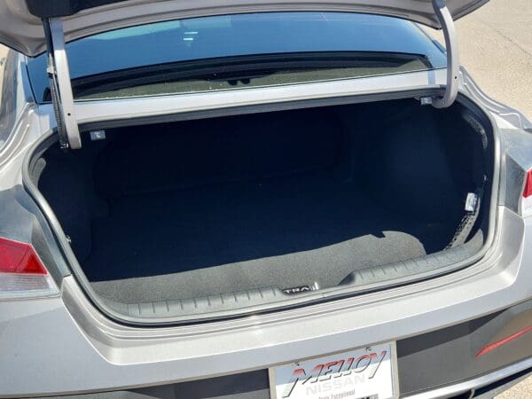 2024 Hyundai Elantra - Image 19