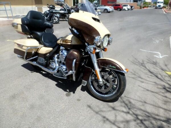 2014 Harley-Davidson FLHTK - Image 4