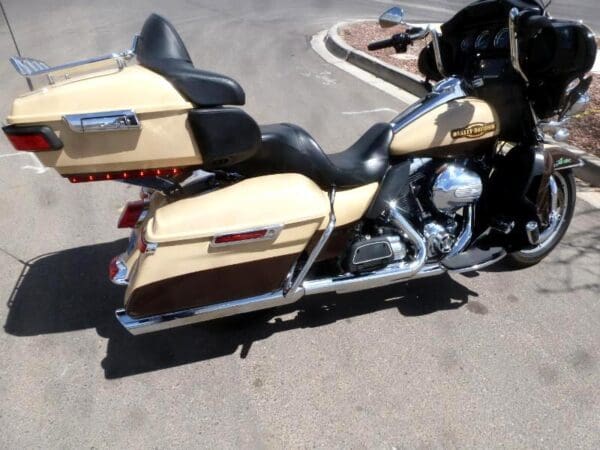2014 Harley-Davidson FLHTK - Image 5