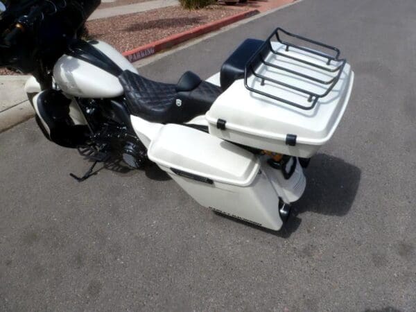 2023 Harley-Davidson FLHXST - Image 9
