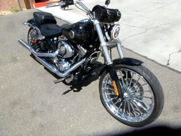 2014 Harley-Davidson FXSB - Image 3
