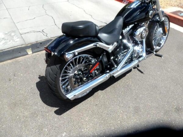 2014 Harley-Davidson FXSB - Image 4