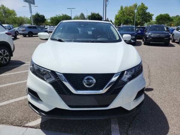 2022 Nissan Rogue Sport - Image 2