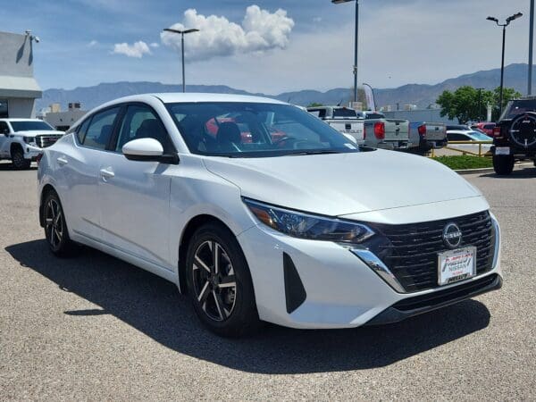 2024 Nissan Sentra - Image 4