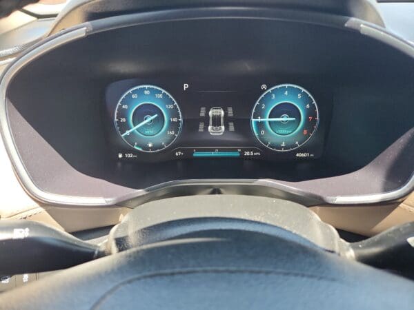 2023 Hyundai Santa Fe - Image 8