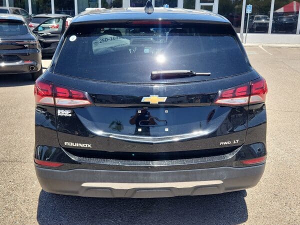 2023 Chevrolet Equinox - Image 18
