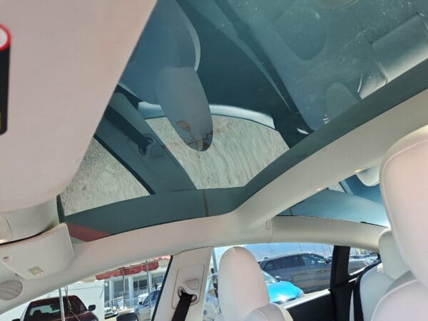 2022 Tesla Model 3 - Image 14
