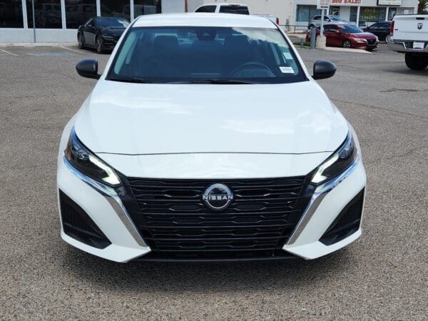 2024 Nissan Altima - Image 5