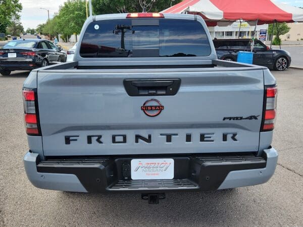 2024 Nissan Frontier - Image 18