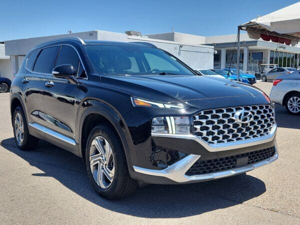 2023 Hyundai Santa Fe - Image 4