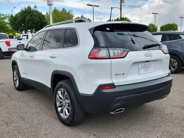2020 Jeep Cherokee - Image 3