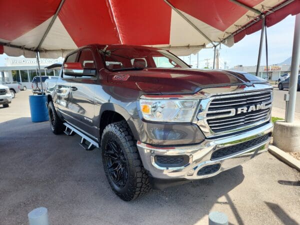 2024 Ram 1500 - Image 3