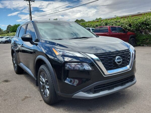 2023 Nissan Rogue - Image 2