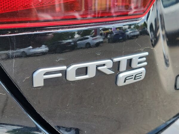 2022 Kia Forte - Image 19