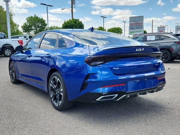2022 Kia K5 - Image 3