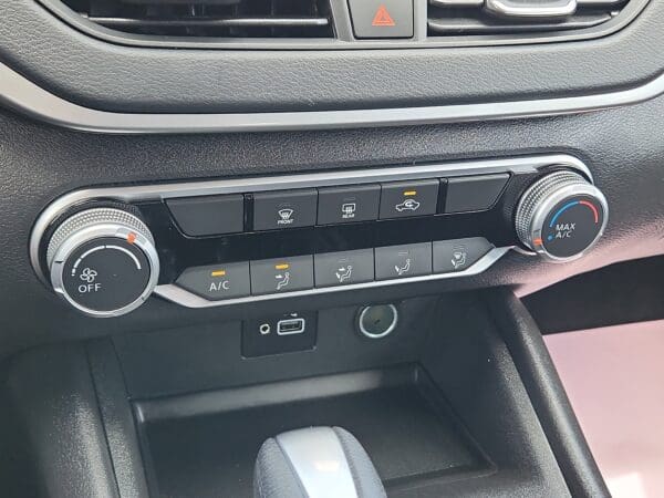 2024 Nissan Altima - Image 13