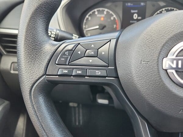 2024 Nissan Altima - Image 6
