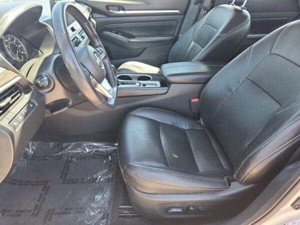 2023 Nissan Altima - Image 15