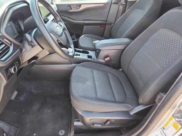 2023 Ford Escape - Image 15