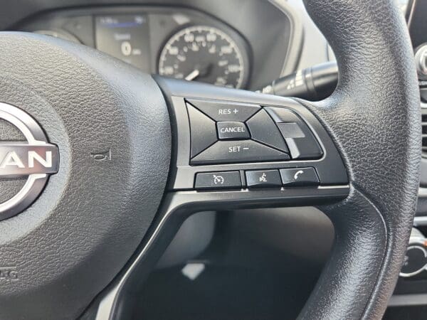 2024 Nissan Altima - Image 7