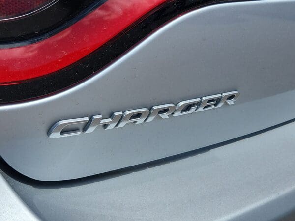 2021 Dodge Charger - Image 19