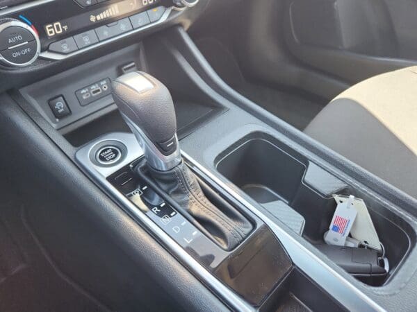 2025 Nissan Sentra - Image 10