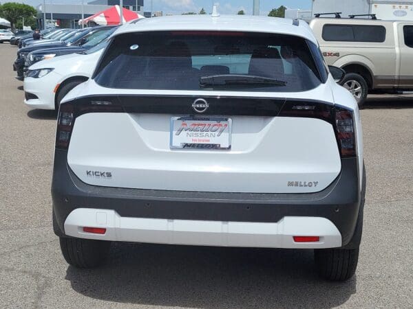 2025 Nissan Kicks - Image 10