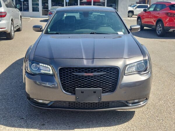 2022 Chrysler 300 - Image 5